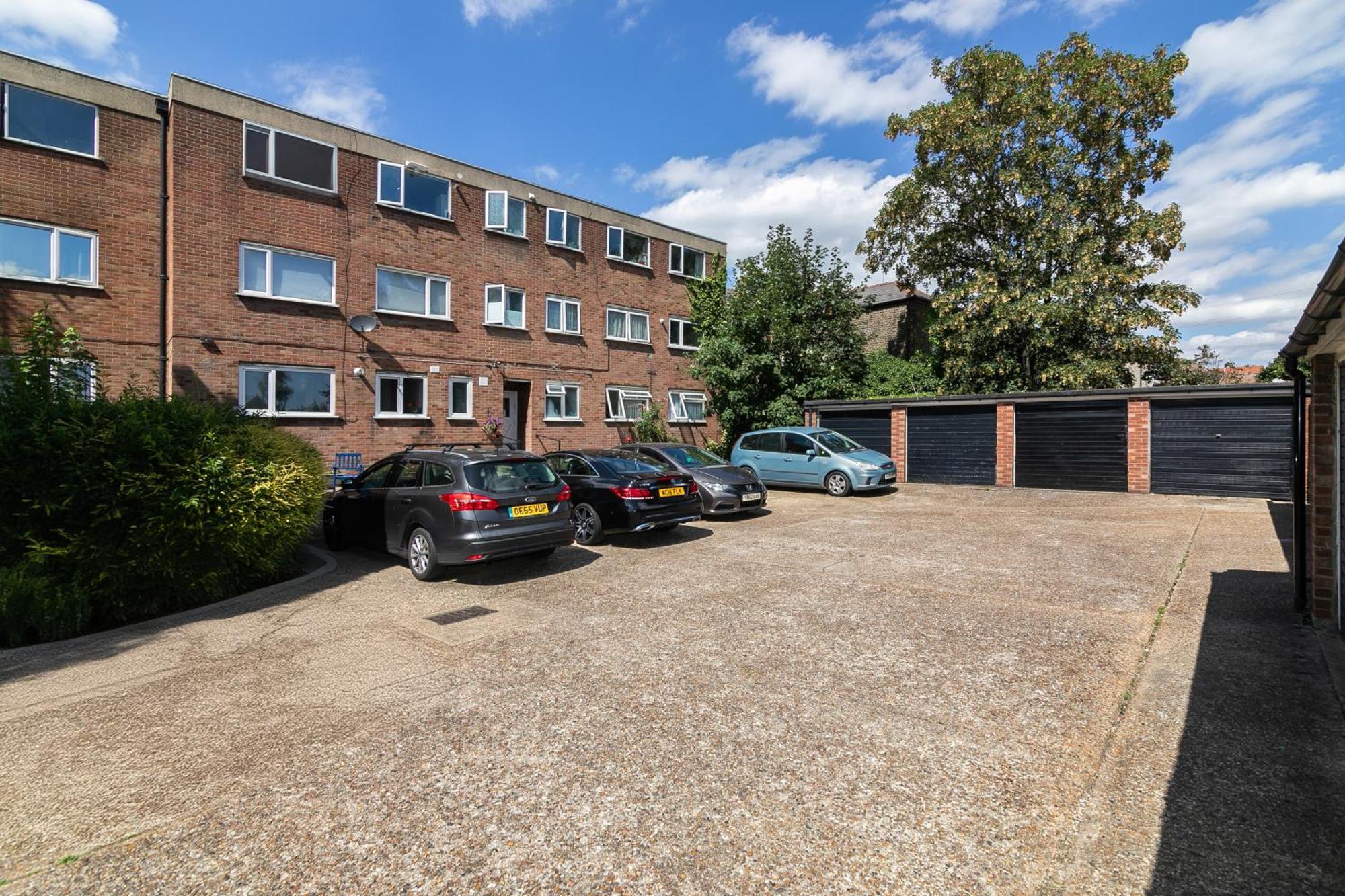 A Stunning Flat In London, Gants Hill Apartment Redbridge